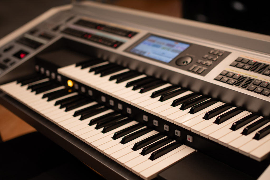 発表会で弾くエレクトーン